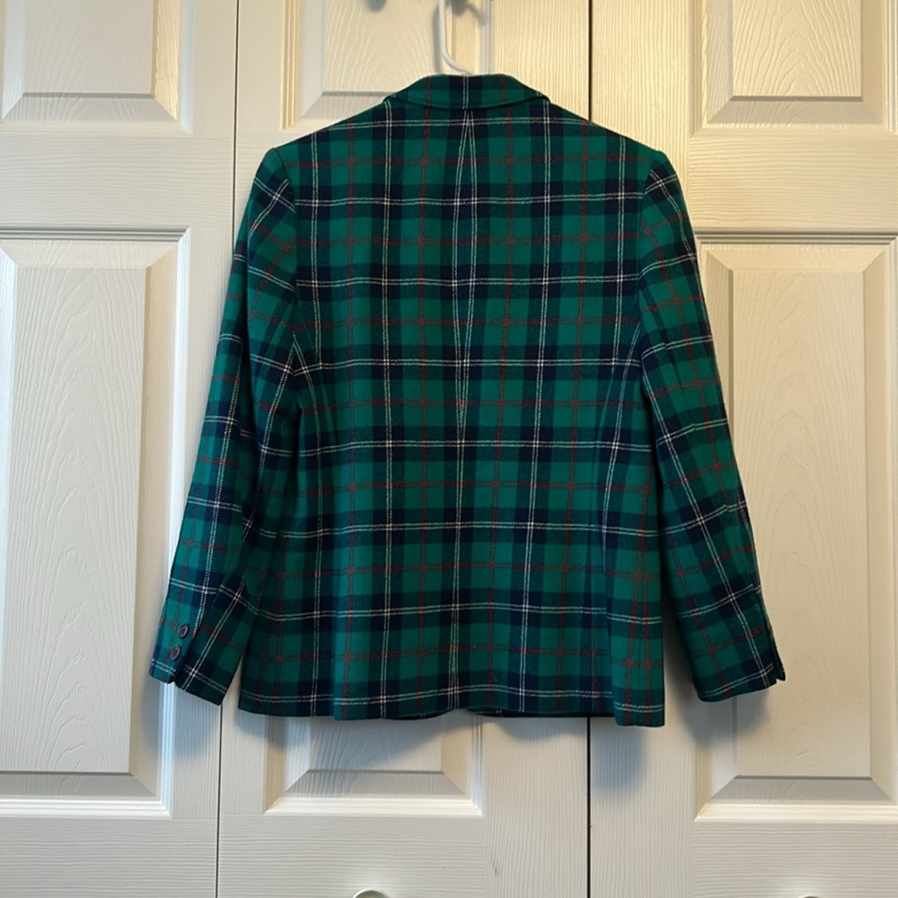 Vintage Pendleton 100% wool plaid blazer. Size 4P - Picture 2 of 4